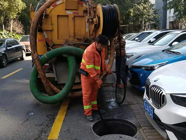 榕城排污管道清淤